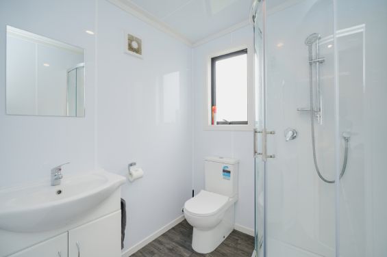 Tourist Flats bathroom